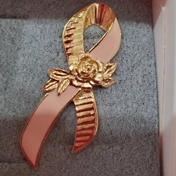 Nwot pink and gold tone Breast cancer awareness tac pin - Picture 4 of 7